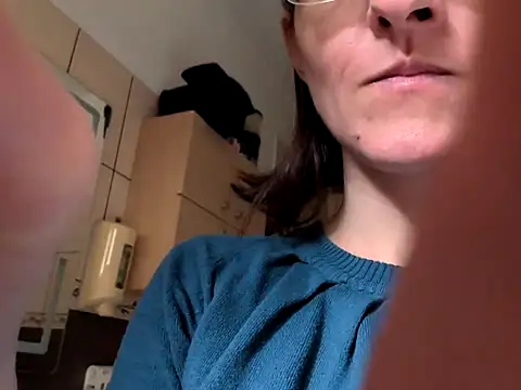 Milky hairy mommy online show from October 1, 7:58 am