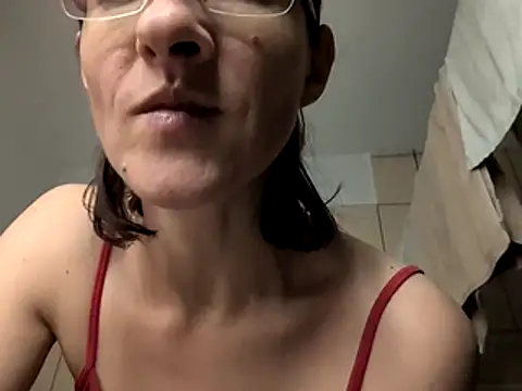 Milky hairy mommy online show from November 29, 8:45 pm