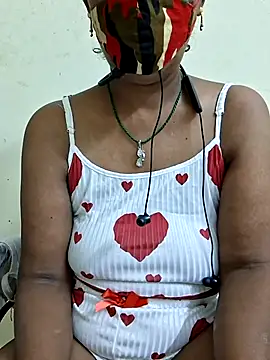 Snapshot of Tamil--Rani chatting on July 6, 4:31 pm Tamil--Rani online show from July 6, 4:31 pm