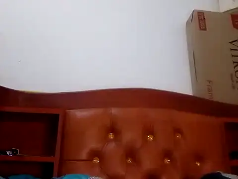 Claris2 online show from November 2, 5:59 pm