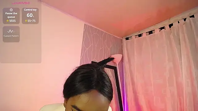 Britanymooree online show from January 31, 1:33 am