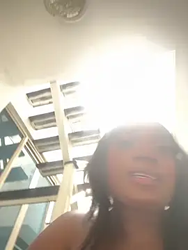 Britanymooree online show from April 20, 6:53 pm