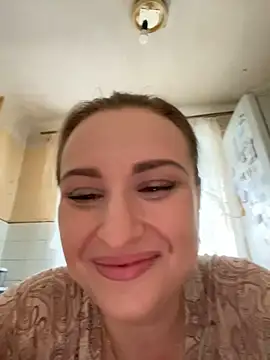 Snapshot of OlgaBuzzz chatting on December 9, 4:34 am OlgaBuzzz online show from December 9, 4:34 am