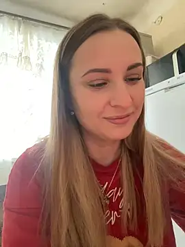 Snapshot of OlgaBuzzz chatting on December 11, 6:14 am OlgaBuzzz online show from December 11, 6:14 am