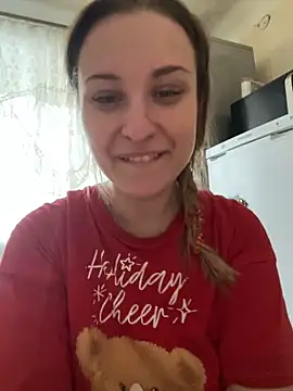 Snapshot of OlgaBuzzz chatting on December 12, 6:25 am OlgaBuzzz online show from December 12, 6:25 am