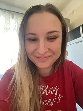 Snapshot of OlgaBuzzz chatting on December 16, 6:43 am OlgaBuzzz online show from December 16, 6:43 am