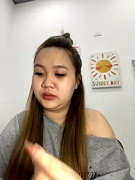 Odette68 online show from November 23, 12:10 am