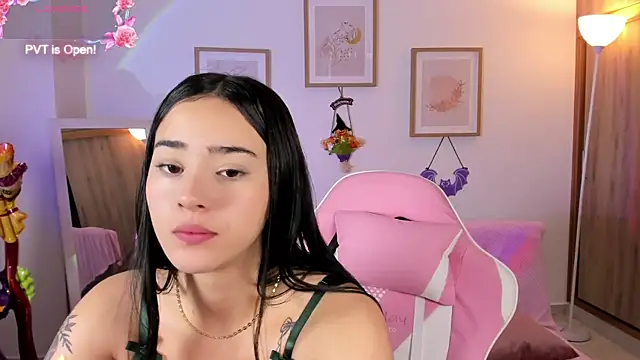 Veronica isaza   online show from October 23, 12:37 pm