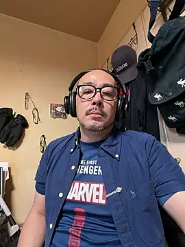 tsugu1105 online show from May 8, 9:14 am