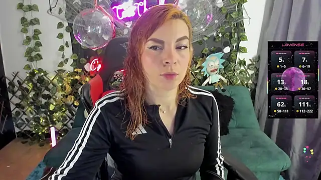 cocochanell6666 online show from October 24, 7:05 am