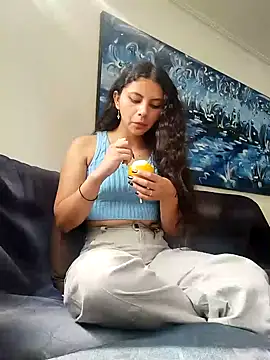 Ivanna Bruner online show from January 10, 6:28 pm