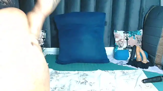 ThickAss90 online show from May 28, 12:19 am