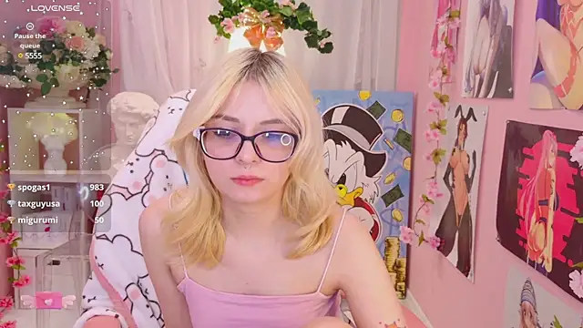 Coconut Mia online show from December 27, 4:15 am