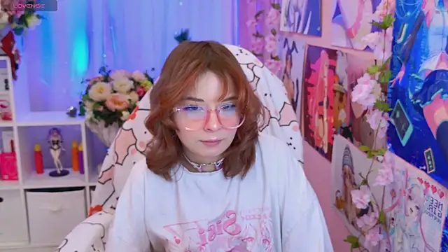 Coconut Mia online show from January 9, 3:15 pm