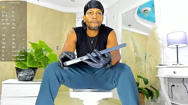 RicoBrown777  online show from May 11, 4:07 am