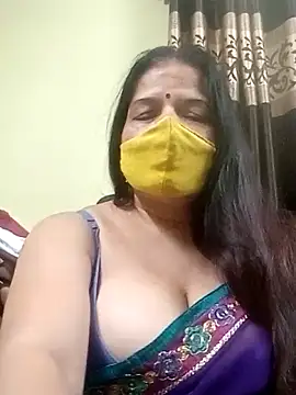 Snapshot of IndianAngle chatting on October 28, 8:55 pm IndianAngle online show from October 28, 8:55 pm