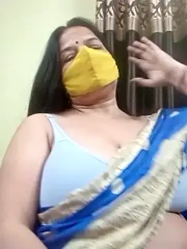 Snapshot of IndianAngle chatting on November 7, 7:36 pm IndianAngle online show from November 7, 7:36 pm