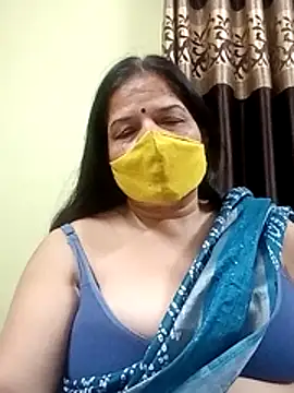 Snapshot of IndianAngle chatting on November 19, 8:53 pm IndianAngle online show from November 19, 8:53 pm