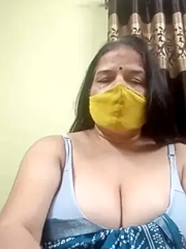 Snapshot of IndianAngle chatting on December 2, 8:26 pm IndianAngle online show from December 2, 8:26 pm