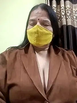 Snapshot of IndianAngle chatting on December 16, 8:14 pm IndianAngle online show from December 16, 8:14 pm