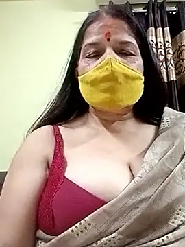 Snapshot of IndianAngle chatting on April 18, 7:18 pm IndianAngle online show from April 18, 7:18 pm