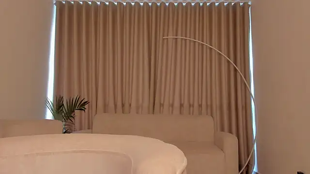 SavannahWildee online show from September 21, 12:07 pm