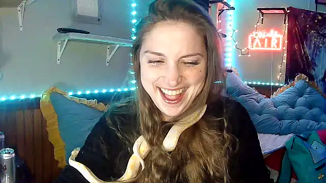 mirannacult online show from December 19, 12:12 pm