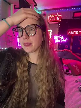 mirannacult online show from December 24, 11:55 pm