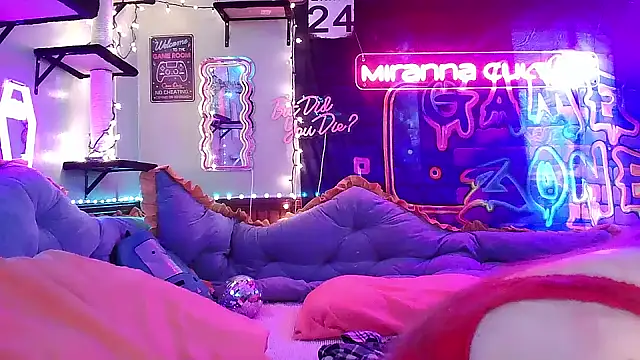 mirannacult online show from January 16, 9:08 pm