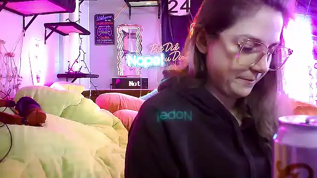 mirannacult online show from February 22, 5:13 pm