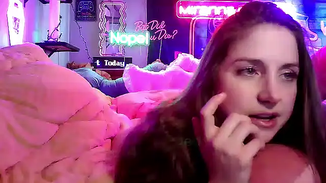 mirannacult online show from February 24, 8:36 pm