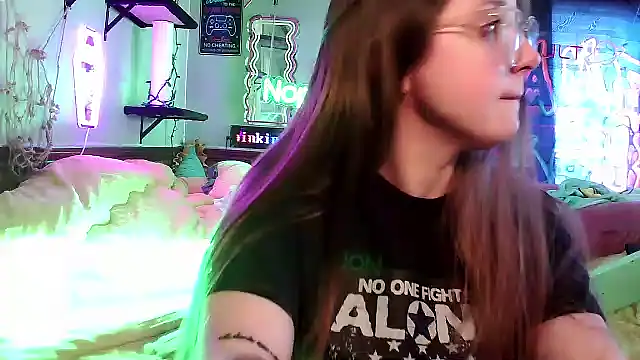 mirannacult online show from March 8, 6:16 pm