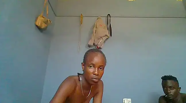 Snapshot of likys123 chatting on January 3, 10:09 am likys123 online show from January 3, 10:09 am