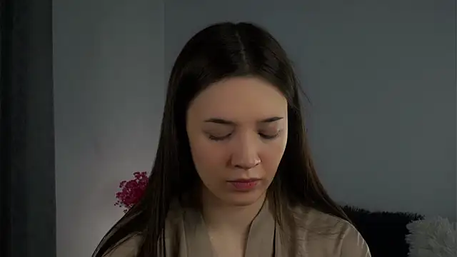 LowOncoming online show from February 19, 1:18 am