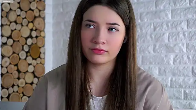 Snapshot of LowOncoming chatting on March 21, 2:16 am LowOncoming online show from March 21, 2:16 am