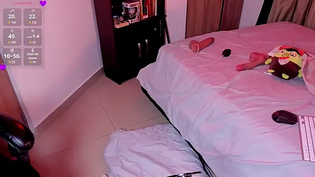 LilyRobertts online show from November 27, 2:35 am