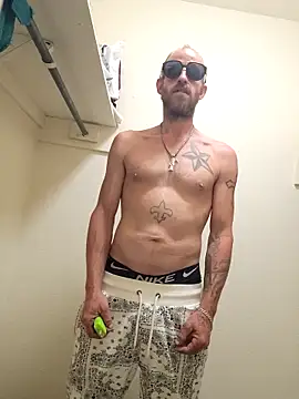 Snapshot of 5g4ever chatting on October 20, 5:19 am 5g4ever online show from October 20, 5:19 am