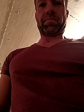 Timbojan28 online show from April 3, 12:30 am