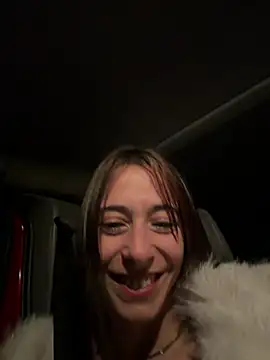 SOFIASWEETSECRETT online show from March 21, 1:43 am