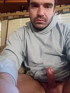 Snapshot of StupidCliff7 chatting on February 3, 2:33 pm StupidCliff7 online show from February 3, 2:33 pm