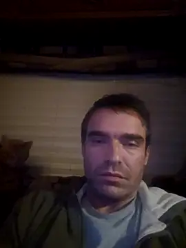 Snapshot of StupidCliff7 chatting on February 6, 8:40 am StupidCliff7 online show from February 6, 8:40 am