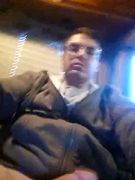 Snapshot of StupidCliff7 chatting on February 23, 12:13 pm StupidCliff7 online show from February 23, 12:13 pm