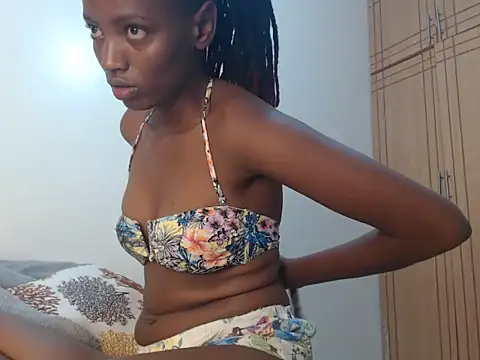 nanaswee online show from February 13, 2:31 pm