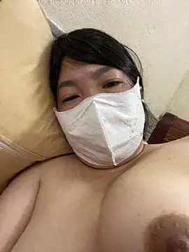 Hachi Sweetbabie  online show from May 24, 11:21 pm