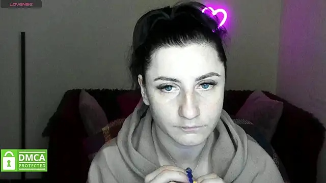 Muse kitty jenia online show from November 12, 6:30 pm