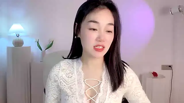 Snapshot of cloud8822 chatting on December 8, 5:01 pm cloud8822 online show from December 8, 5:01 pm