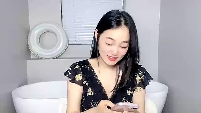 cloud8822 online show from May 20, 2:12 pm