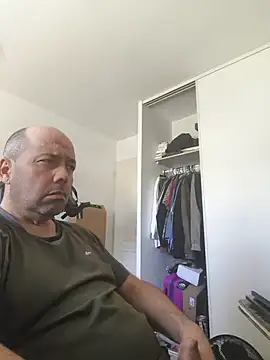 veryverybigdick45 online show from May 23, 10:41 am