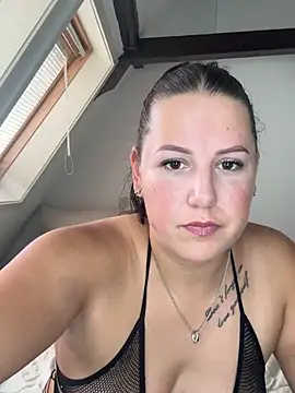 xlinastarrx online show from July 16, 8:53 am