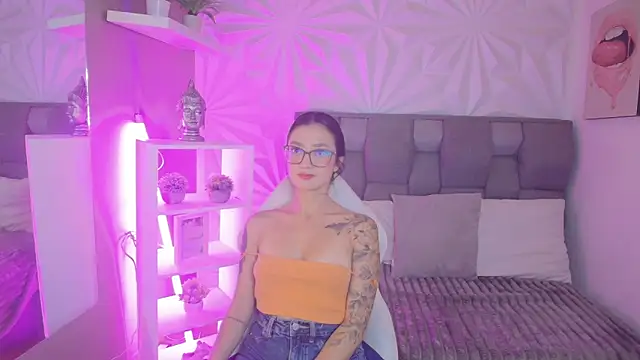 mariiana-diaz online show from March 21, 3:48 pm